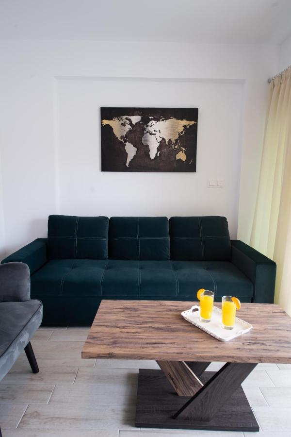 Mpm Apartment Nikiana Buitenkant foto